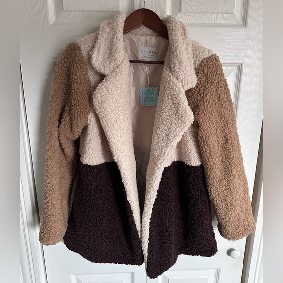 Hayden Jackets & Blazers - NWT Hayden LA Teddy Jacket Small or Medium Cost Shaket Soft Colorblock